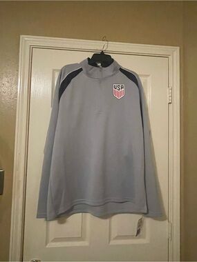 U.S. Soccer Men’s Quarter Zip Sweater Size: XL